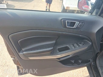 2021 Ford EcoSport Titanium - miniatura 9
