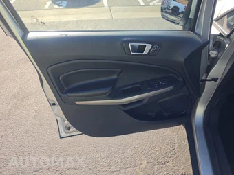 2021 Ford EcoSport Titanium - miniatura 9