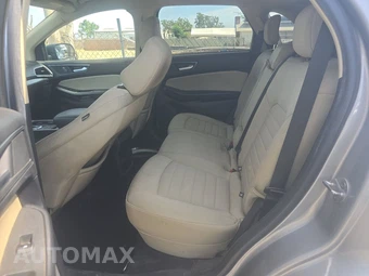 2021 Ford Edge SE – miniatura 13