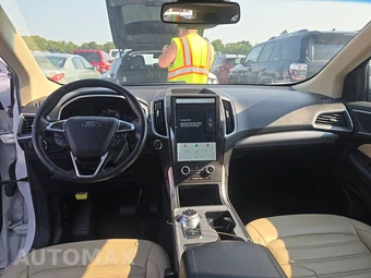 2021 Ford Edge SEL - miniatura 11