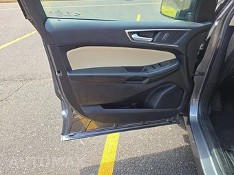 2021 Ford Edge SEL - miniatura 9