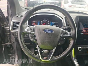 2021 Ford Edge ST - miniatura 10