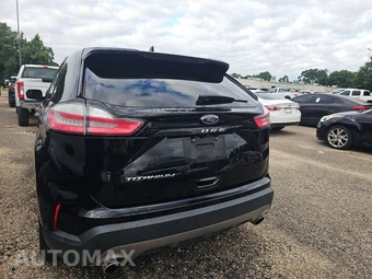 2021 Ford Edge Titanium – miniatura 5