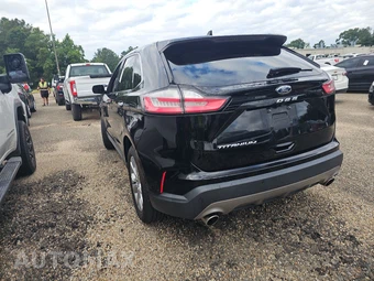 2021 Ford Edge Titanium – miniatura 6