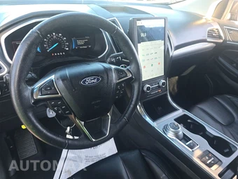 2021 Ford Edge Titanium - miniatura 11
