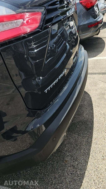 2021 Ford Edge Titanium – miniatura 18