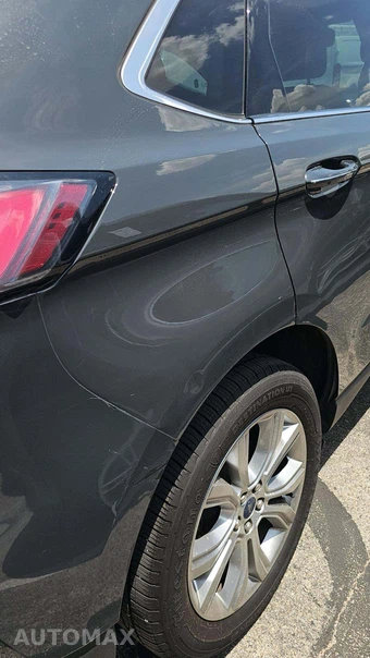 2021 Ford Edge Titanium – miniatura 23