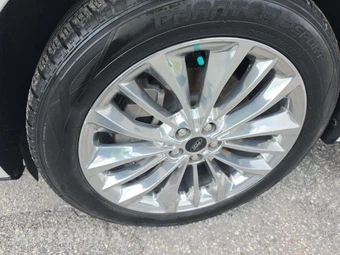 2021 Ford Edge Titanium - miniatura 22