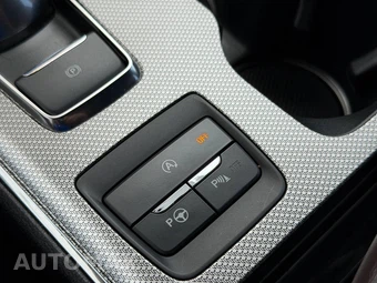 2021 Ford Edge Titanium - miniatura 26