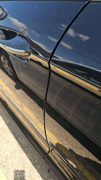 2021 Ford Edge Titanium - miniatura 21