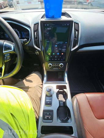 2021 Ford Edge Titanium - miniatura 7