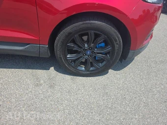2021 Ford Edge Titanium - miniatura 9