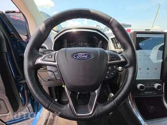 2021 Ford Edge Titanium - miniatura 10