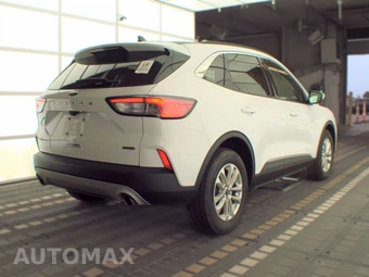 2021 Ford Escape Hybrid SE – miniatura 4