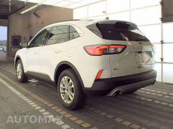 2021 Ford Escape Hybrid SE – miniatura 6