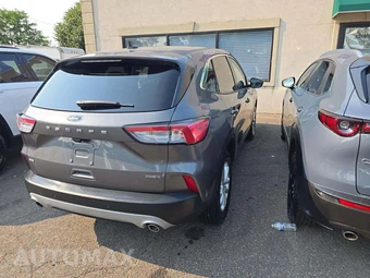 2021 Ford Escape Hybrid SE - miniatura 3