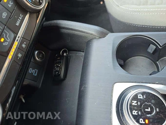 2021 Ford Escape Hybrid SE - miniatura 8
