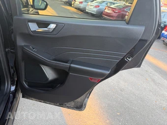 2021 Ford Escape Hybrid SEL - miniatura 22
