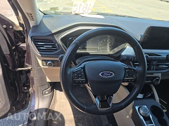 2021 Ford Escape Hybrid SEL - miniatura 10