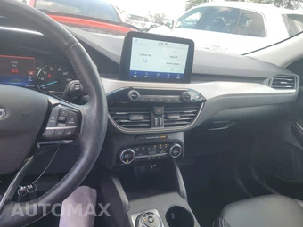 2021 Ford Escape Hybrid SEL – miniatura 11