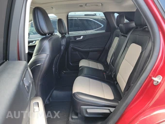 2021 Ford Escape Hybrid Titanium – miniatura 13