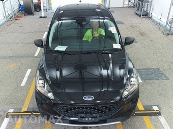 2021 Ford Escape S – miniatura 2