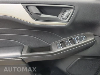 2021 Ford Escape S – miniatura 9