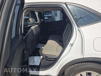 2021 Ford Escape S – miniatura 10