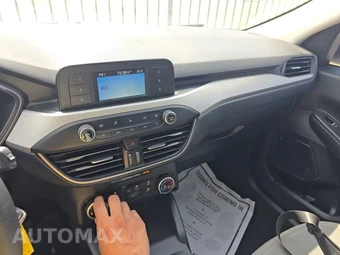 2021 Ford Escape S – miniatura 23