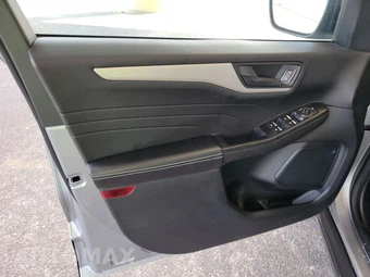 2021 Ford Escape S – miniatura 9