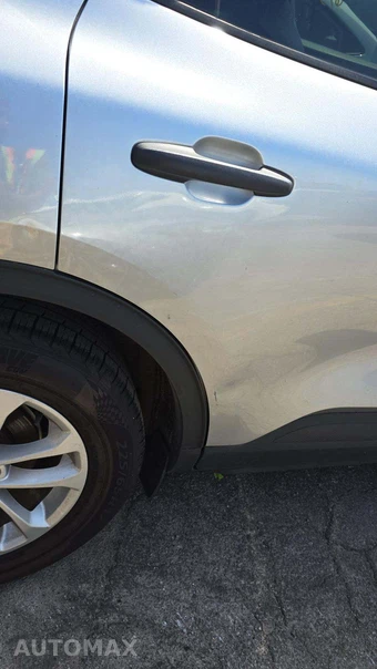 2021 Ford Escape S – miniatura 23