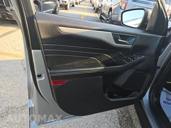 2021 Ford Escape S – miniatura 9