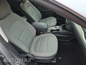 2021 Ford Escape S – miniatura 8