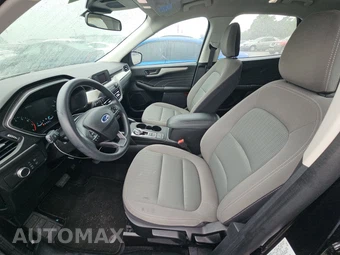 2021 Ford Escape S – miniatura 7