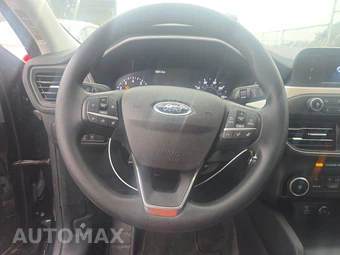 2021 Ford Escape S – miniatura 10