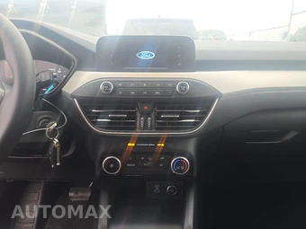 2021 Ford Escape S – miniatura 11