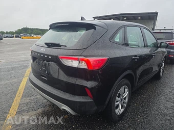 2021 Ford Escape S – miniatura 4