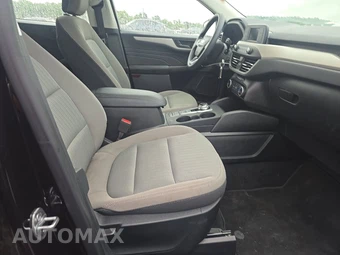 2021 Ford Escape S – miniatura 8
