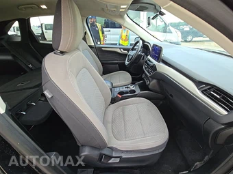 2021 Ford Escape SE – miniatura 8