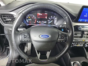 2021 Ford Escape SE – miniatura 10