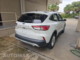 2021 Ford Escape SE - miniatura 3