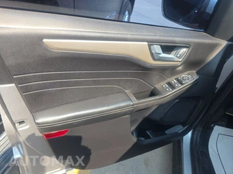 2021 Ford Escape SE - miniatura 9