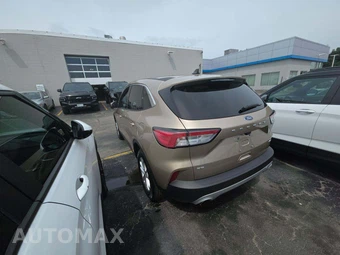 2021 Ford Escape SE - miniatura 2