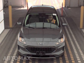 2021 Ford Escape SE – miniatura 2