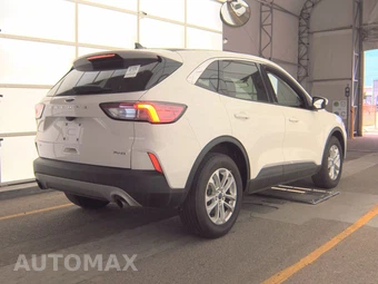 2021 Ford Escape SE – miniatura 4