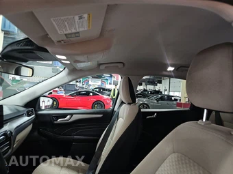2021 Ford Escape SE – miniatura 20