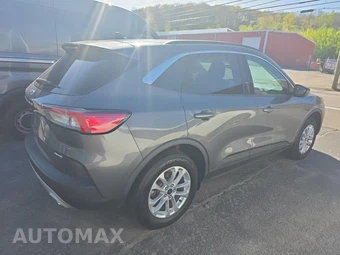 2021 Ford Escape SE - miniatura 4