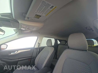 2021 Ford Escape SE – miniatura 8
