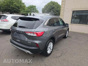 2021 Ford Escape SE – miniatura 3