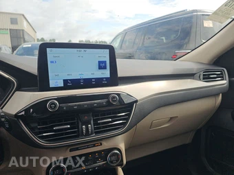 2021 Ford Escape SEL – miniatura 11